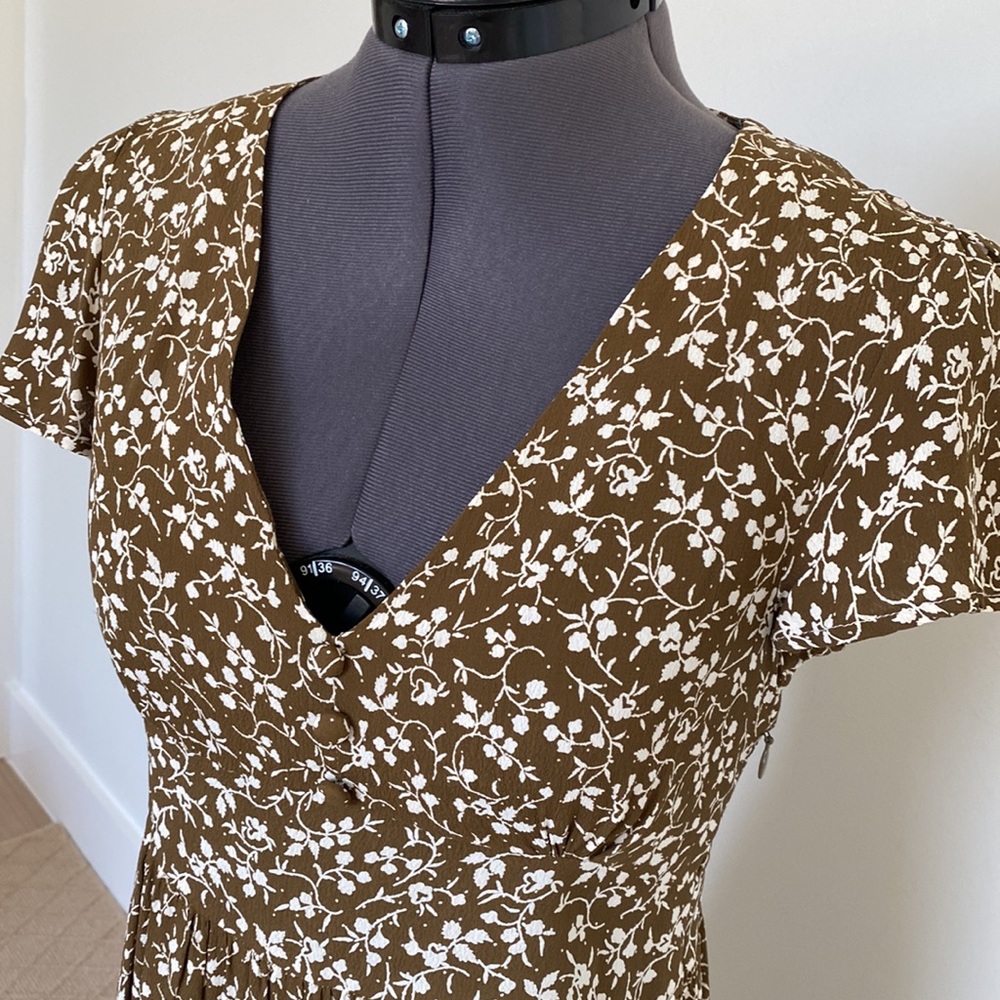Versatile midi dress - Picture 3 of 9